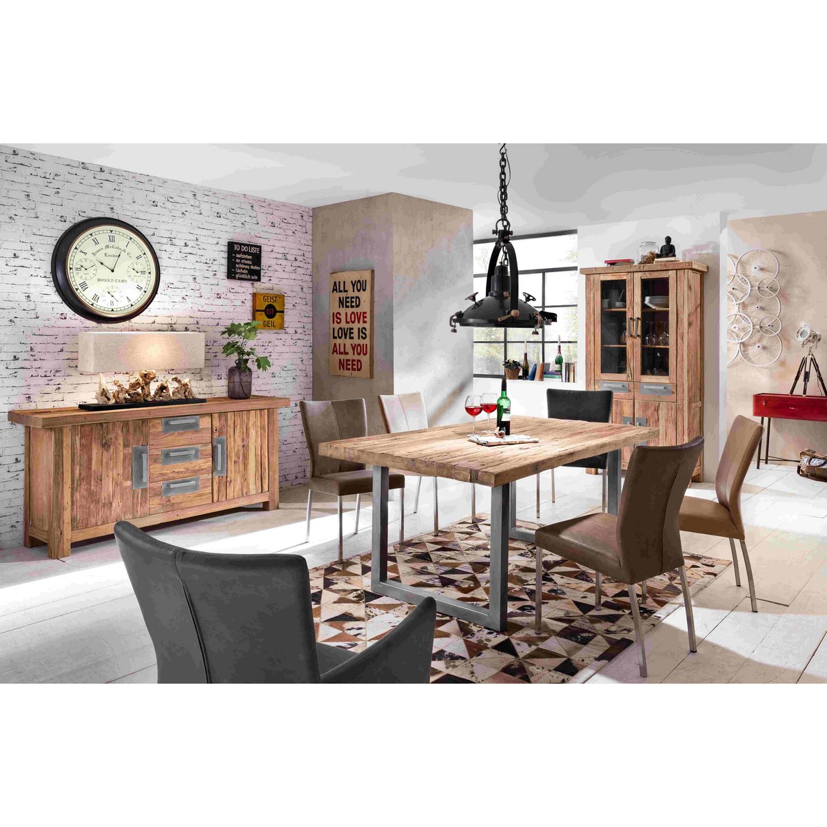 Sideboard