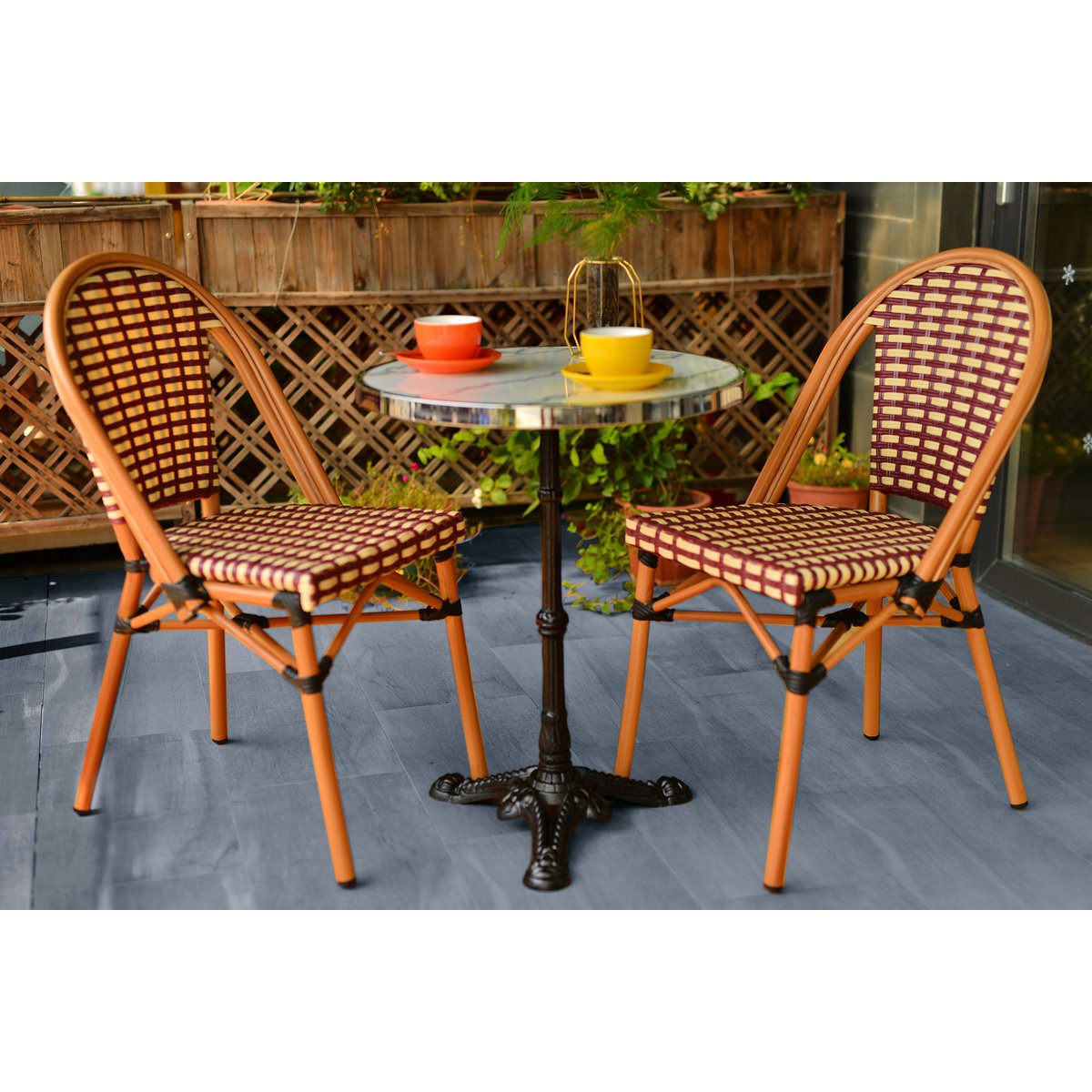 Tisch, 57 cm rund