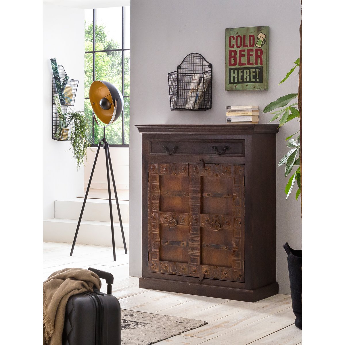 Highboard