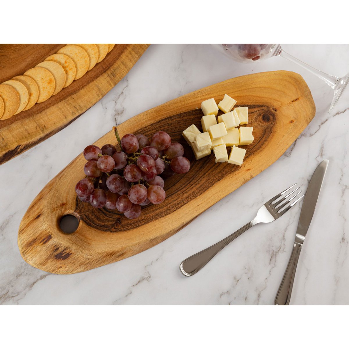 Baumscheibe Servierbrett verleimt 34x16cm o. 52x24cm Serviertablett Deko Akazie massiv